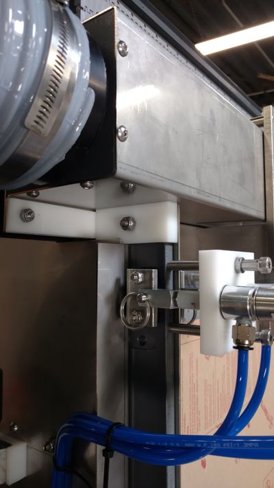 Auto-Adjusting Belt Cover